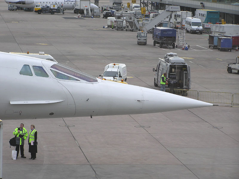 Concorde G-BOAC [31/10/03] Photo: Steve Grimshaw
